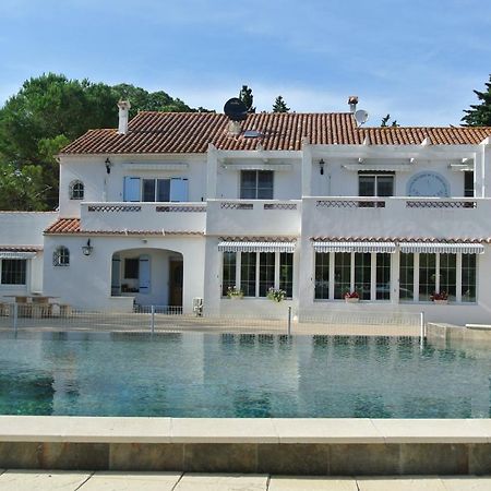 Grand Tamaris Hosting Bed and Breakfast Arles Eksteriør billede